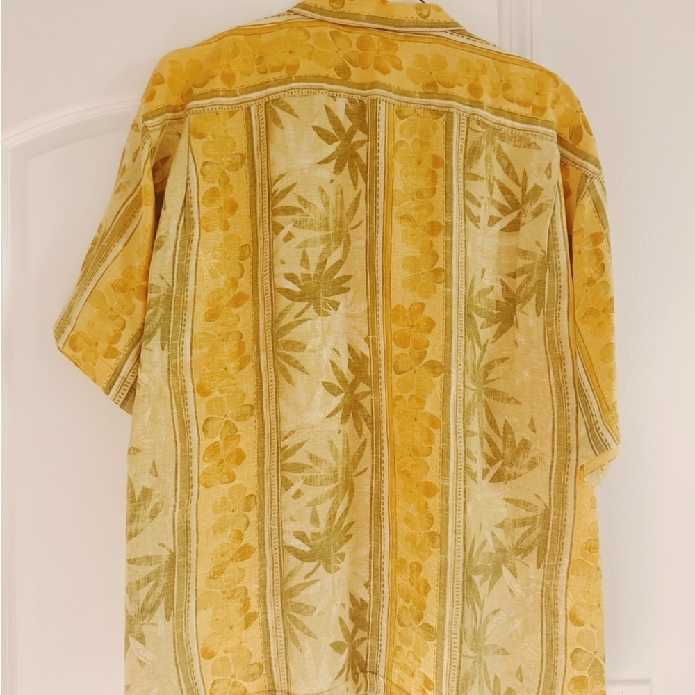 Tommy Bahama, Beige and Yellow Floral Button Up Shirt - Picture 2 of 3